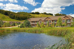 Relax in this 1BD resort condo after skiing at Boyne Mountain